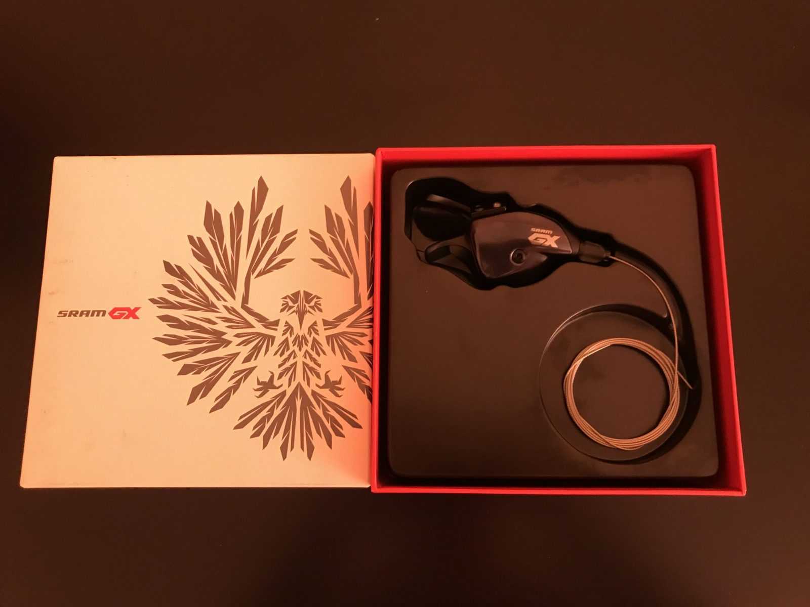 манетку SRAM GX.