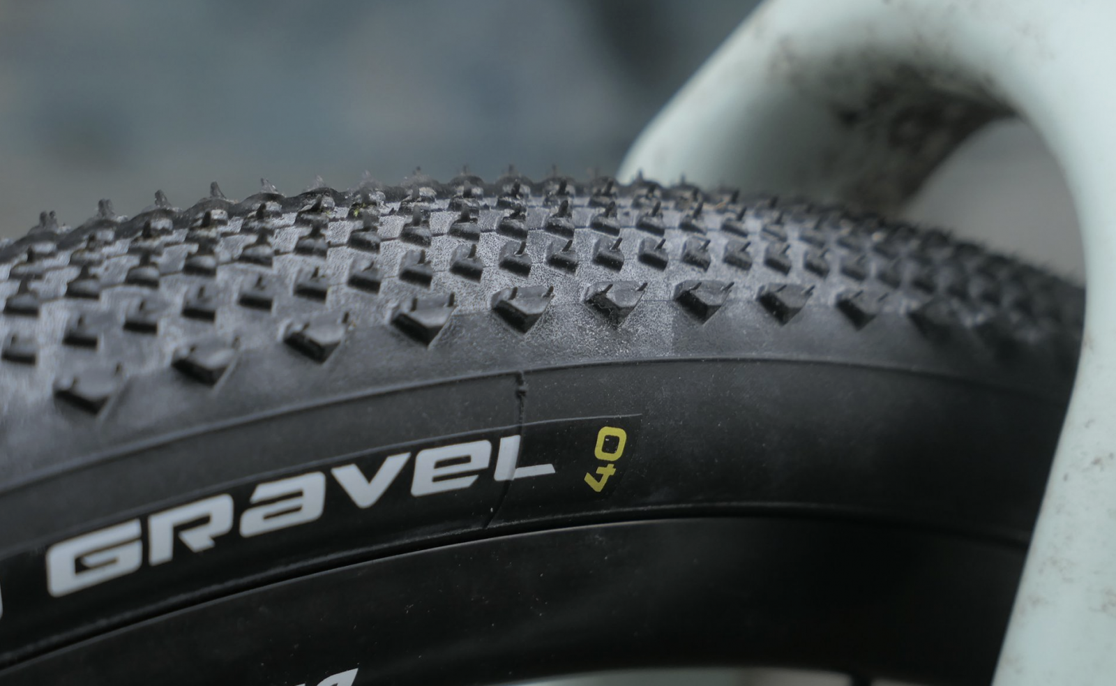 pokrishka-michelin-power-gravel-700x40c-40-622-450g-tle674839258b9c7-original.png