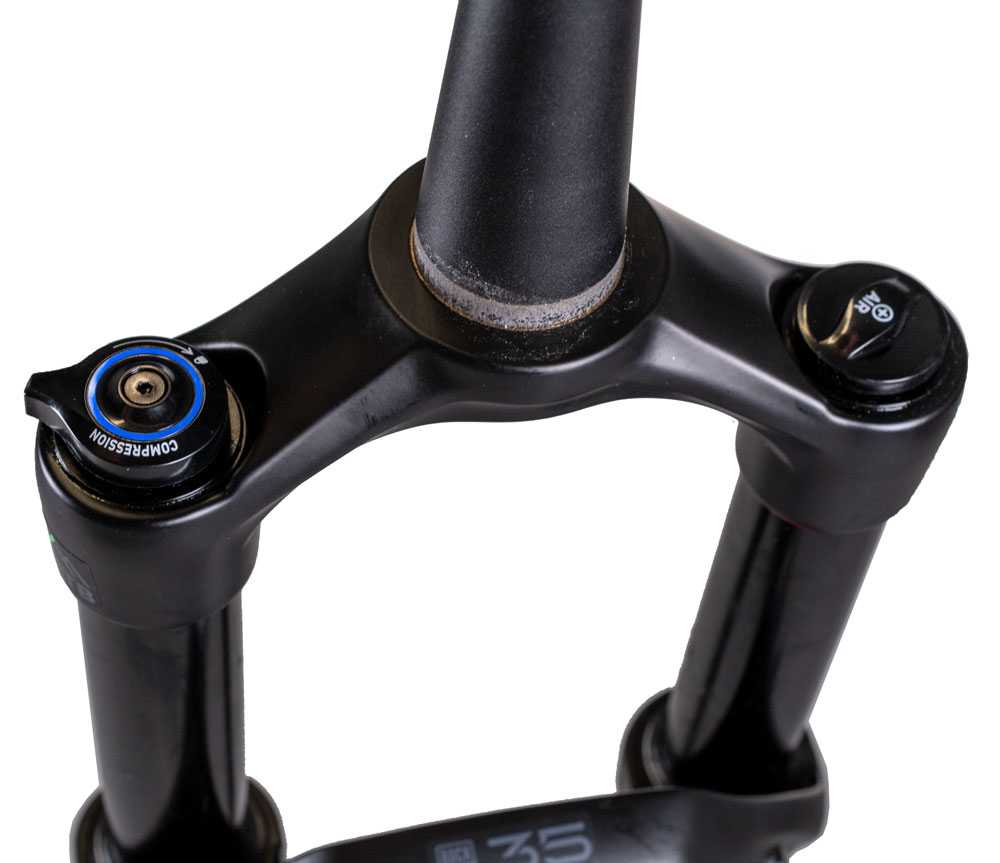 RockShox-35-Gold-RL-29-DebonAir-Tapered-Boost-20130041_b