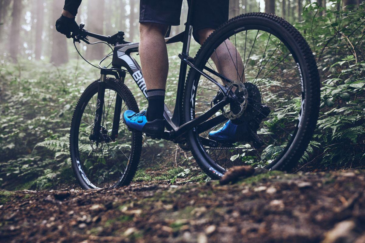 velovzuttya-shimano-xc502mb-sine-rozm-eu46-6294941f08f0e-original.jpg velovzuttya-shimano-xc502mb-sine-rozm-eu46-6294941f08f0e-original.jpg