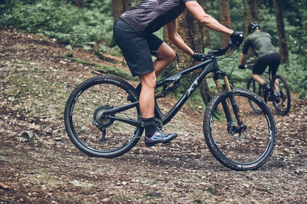 velovzuttya-zhinoche-shimano-xc502wg-sire-rozm-eu40-62949795c2f69-original.jpg velovzuttya-zhinoche-shimano-xc502wg-sire-rozm-eu40-62949795c2f69-original.jpg